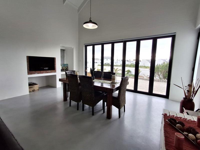 3 Bedroom Property for Sale in Britannia Bay Western Cape